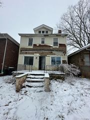 9613 American Street, Detroit, MI 48204