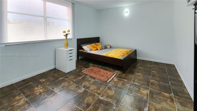 1655 NE 115th Street 28B, Miami, FL 33181