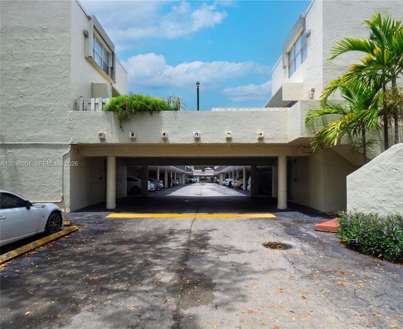 1655 NE 115th Street 28B, Miami, FL 33181