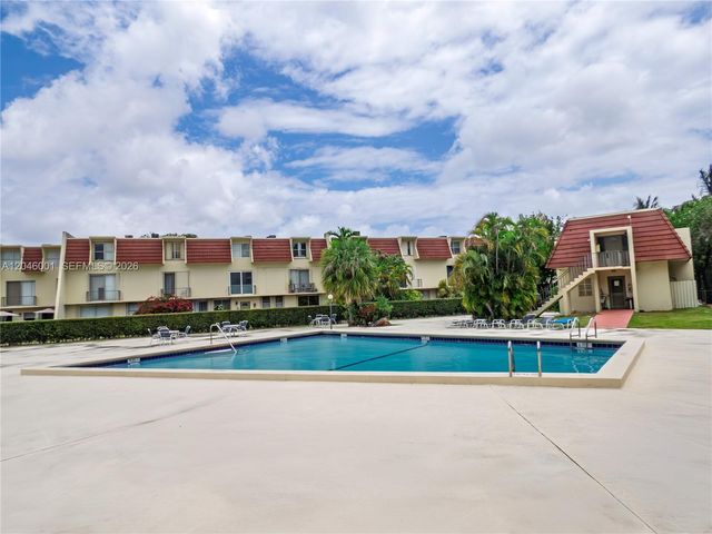 1655 NE 115th Street 28B, Miami, FL 33181