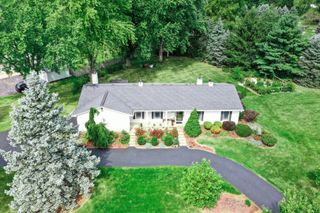 9623 N Hunters Lane, Spring Grove, IL 60081