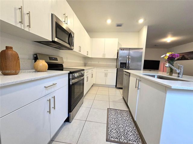 2761 NW 55th Way, Lauderhill, FL 33313