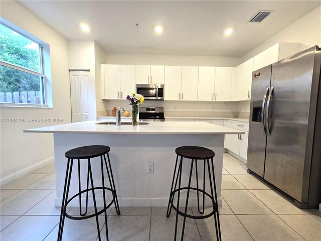 2761 NW 55th Way, Lauderhill, FL 33313