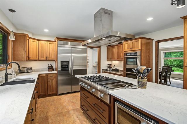6644 Timber Lane, Eau Claire, WI 54701