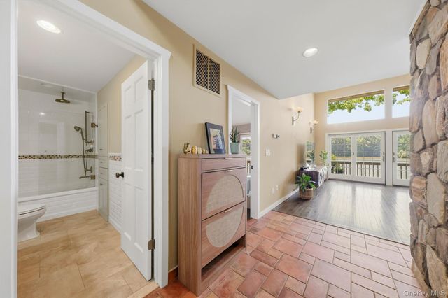 101 Westchester Avenue, Buchanan, NY 10511