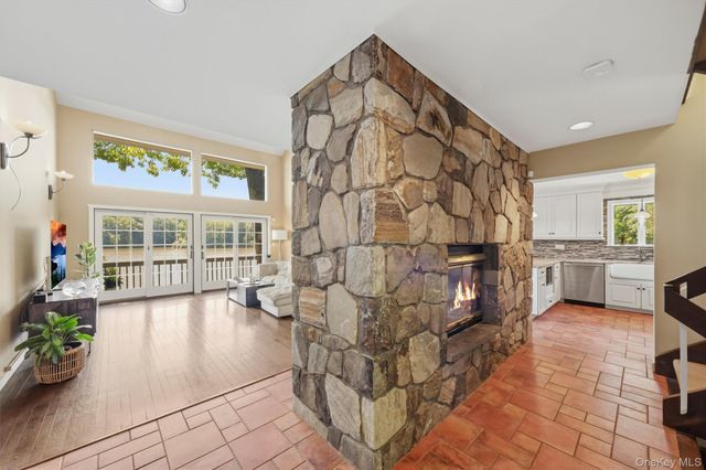 101 Westchester Avenue, Buchanan, NY 10511