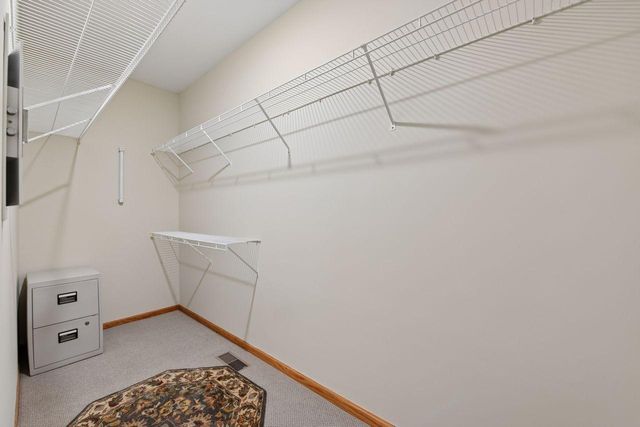 810 2nd Street NW, New Prague, MN 56071