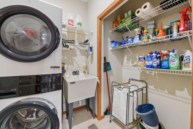 810 2nd Street NW, New Prague, MN 56071