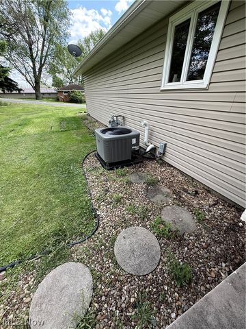 16150 Church Street, East Liverpool, OH 43920