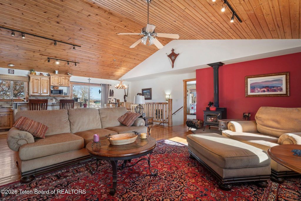 1690 PROUDFOOT Lane, Victor, ID 83455 photo 12