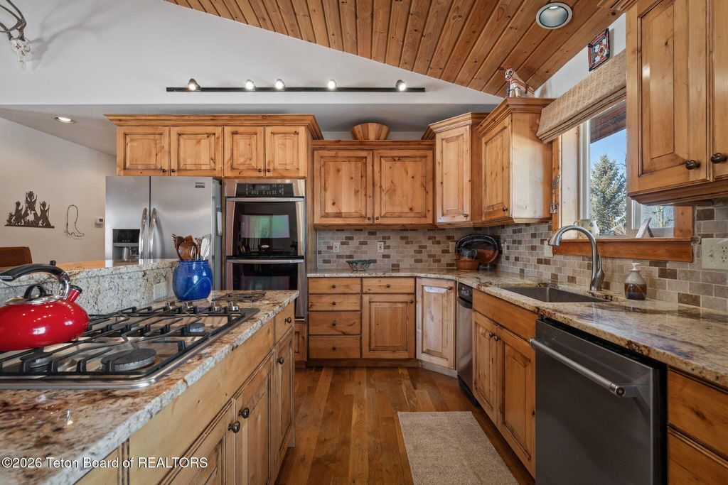 1690 PROUDFOOT Lane, Victor, ID 83455 photo 18