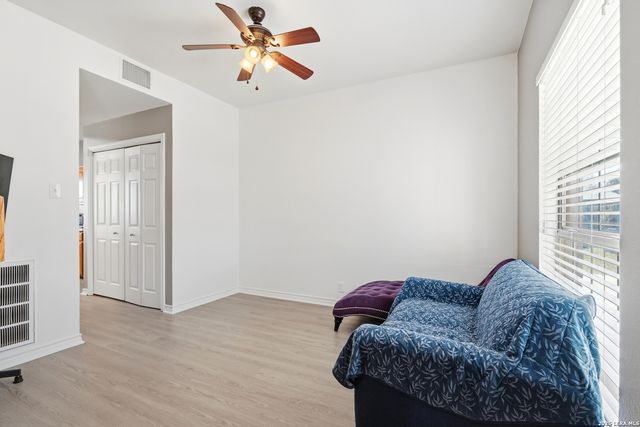 9710 Logans Ridge DR, Converse, TX 78109