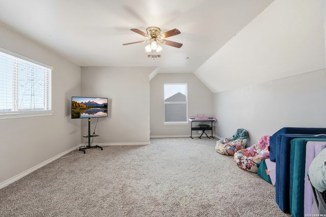 9710 Logans Ridge DR, Converse, TX 78109