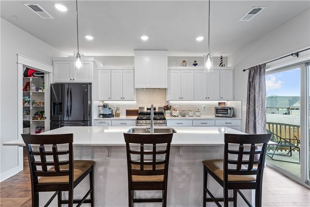 2223 Riggins Avenue, Pea Ridge, AR 72751