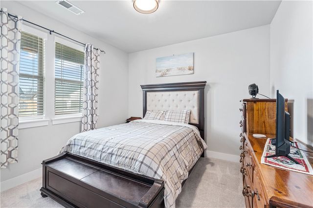 2223 Riggins Avenue, Pea Ridge, AR 72751