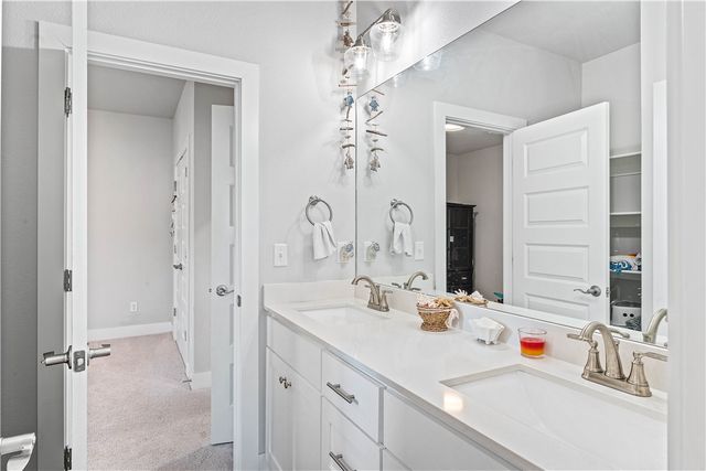 2223 Riggins Avenue, Pea Ridge, AR 72751