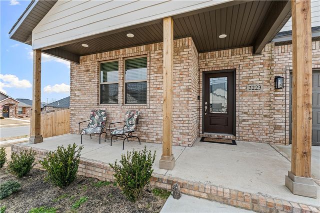 2223 Riggins Avenue, Pea Ridge, AR 72751