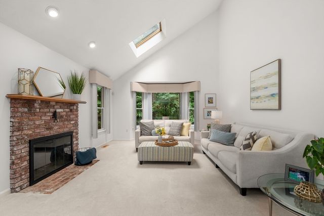 11 Rose Way, Sudbury, MA 01776