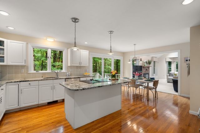 11 Rose Way, Sudbury, MA 01776