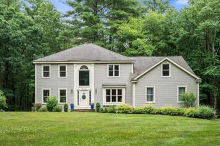 11 Rose Way, Sudbury, MA 01776