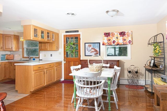 23 Mary Ann Dr, Worcester, MA 01606