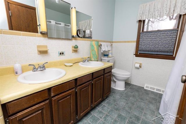 291 E Oak Street, Harrison, MI 48625