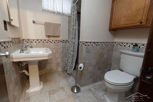 291 E Oak Street, Harrison, MI 48625