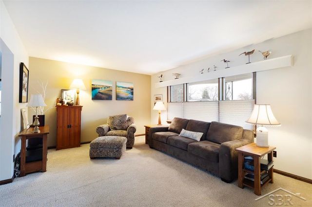 291 E Oak Street, Harrison, MI 48625