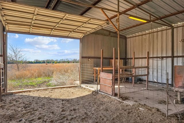 1001 Ovilla Road, Waxahachie, TX 75167