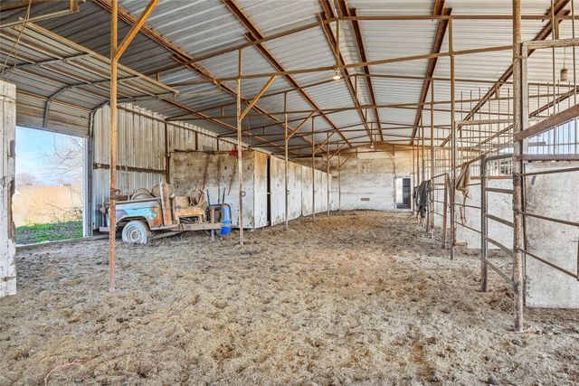 1001 Ovilla Road, Waxahachie, TX 75167