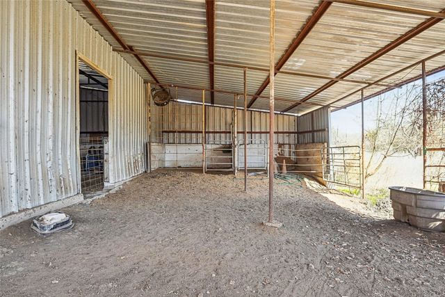 1001 Ovilla Road, Waxahachie, TX 75167