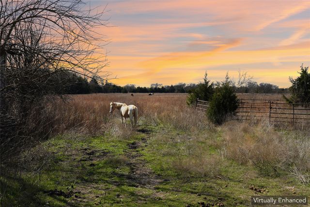 1001 Ovilla Road, Waxahachie, TX 75167