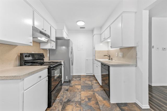 4002 Ridglea Country Club Drive, Fort Worth, TX 76126