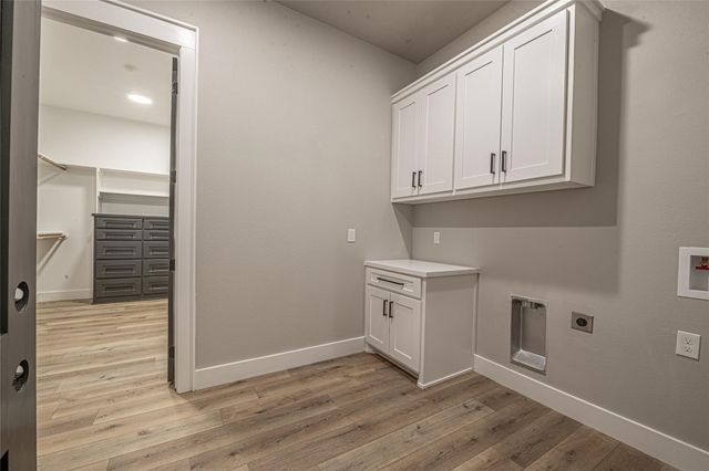 2009 Shady Creek Crossing, Azle, TX 76020