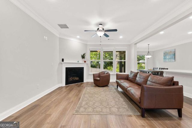 6870 Kate Lane, Flowery Branch, GA 30542