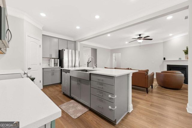 6870 Kate Lane, Flowery Branch, GA 30542