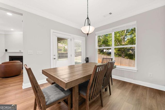 6870 Kate Lane, Flowery Branch, GA 30542