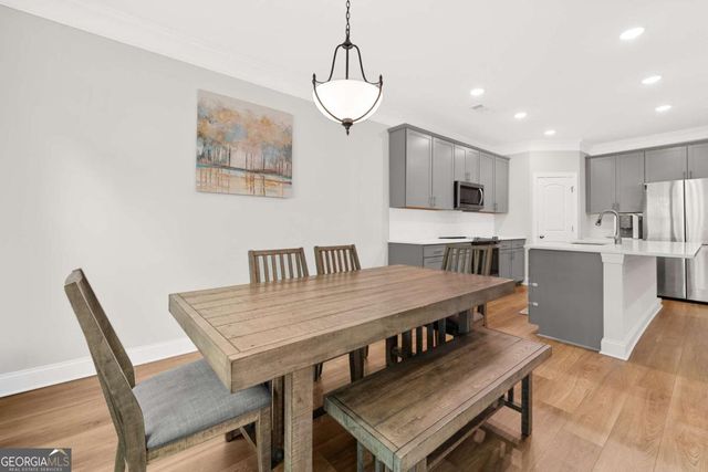 6870 Kate Lane, Flowery Branch, GA 30542