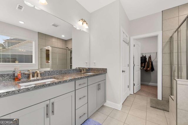 6870 Kate Lane, Flowery Branch, GA 30542