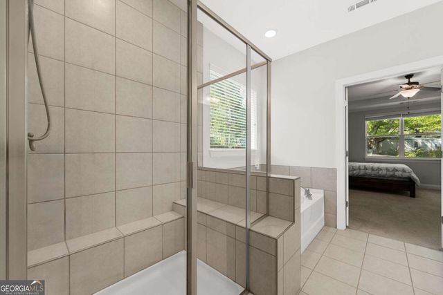 6870 Kate Lane, Flowery Branch, GA 30542