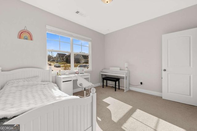 6870 Kate Lane, Flowery Branch, GA 30542