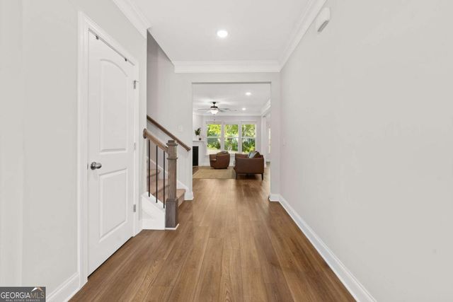 6870 Kate Lane, Flowery Branch, GA 30542