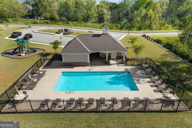 6870 Kate Lane, Flowery Branch, GA 30542