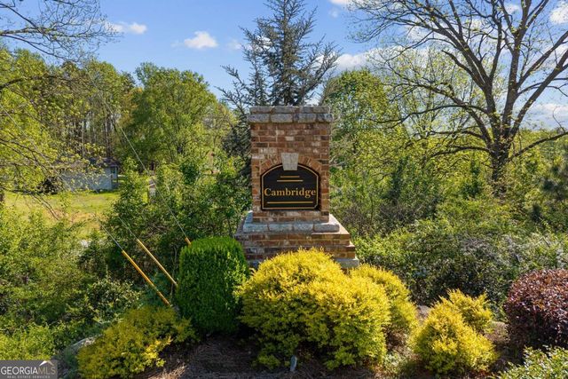 6870 Kate Lane, Flowery Branch, GA 30542