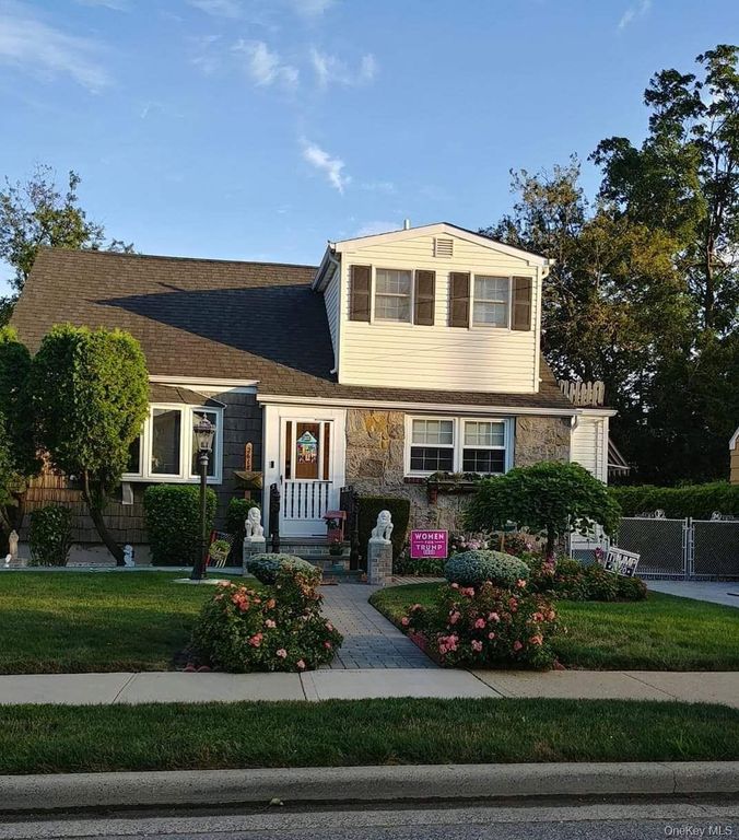 2618 Natta Boulevard, Bellmore, NY 11710