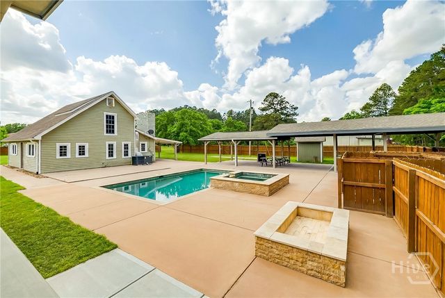 614 Pleasant Hill Church Road, Ellabell, GA 31308