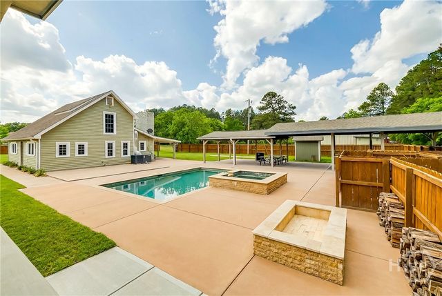 614 Pleasant Hill Church Road, Ellabell, GA 31308