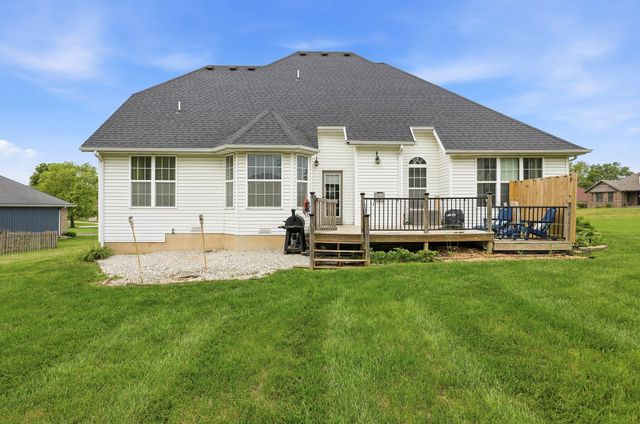 370 Shores Parkway, Rogersville, MO 65742