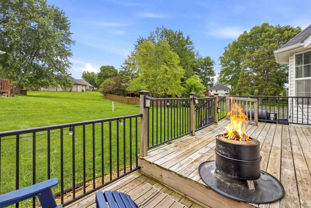 370 Shores Parkway, Rogersville, MO 65742