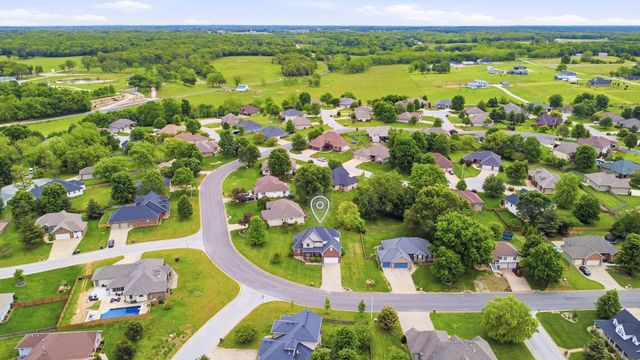 370 Shores Parkway, Rogersville, MO 65742